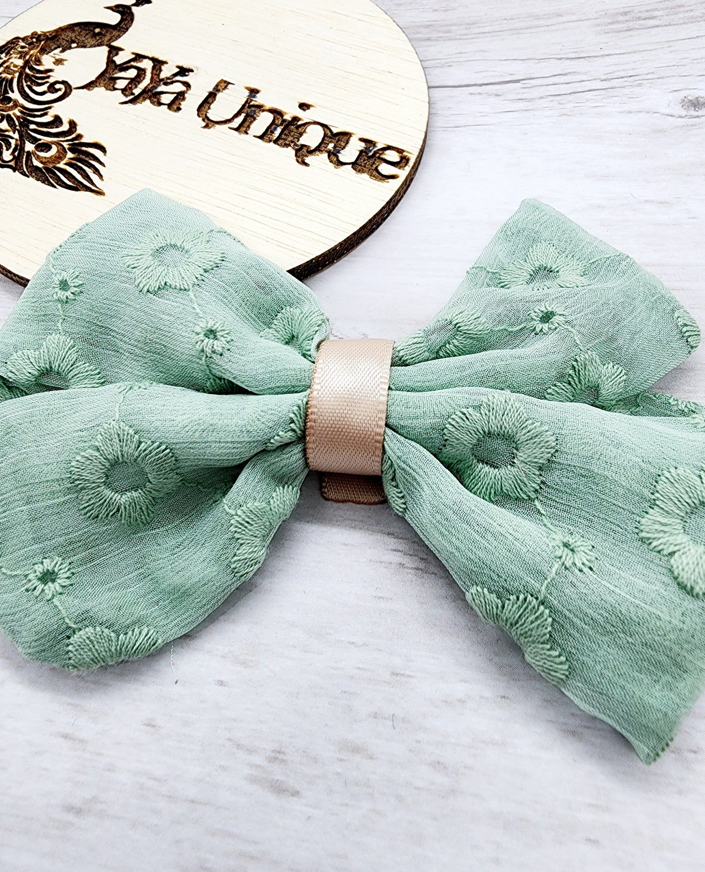 daisy embroidered tulle bow