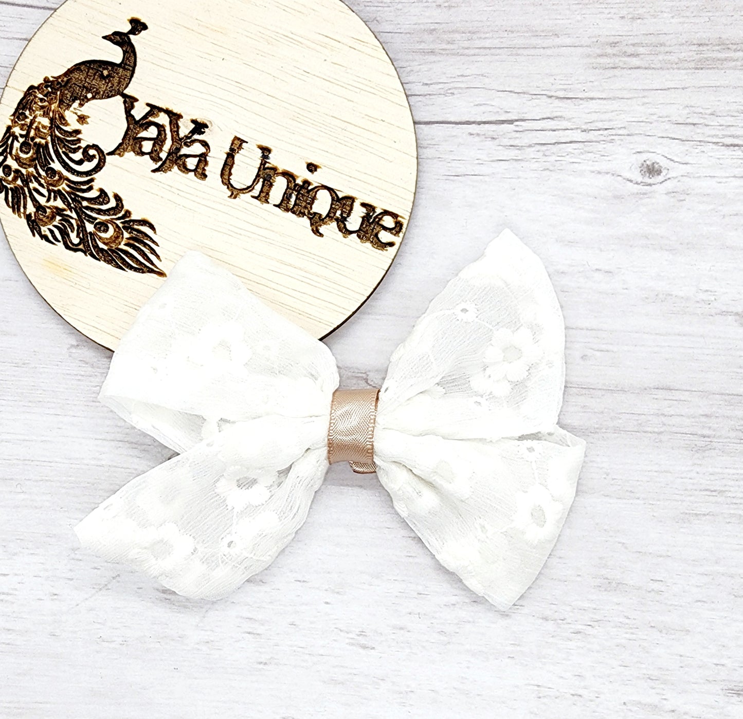daisy embroidered tulle bow